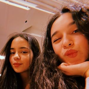 Meet your Posher, Eleni